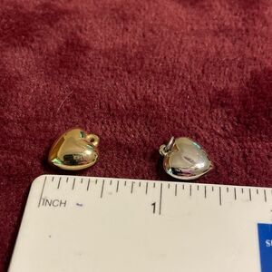 Pair of  Heart pendants in Silver and Gold-3D